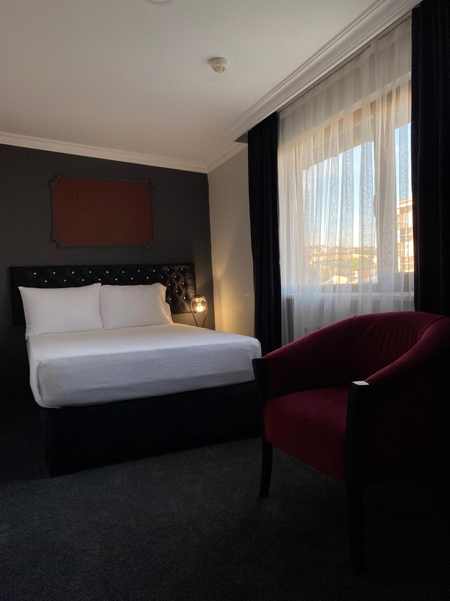 Respiro Park Hotel ブユックチェクメジェ エクステリア 写真
